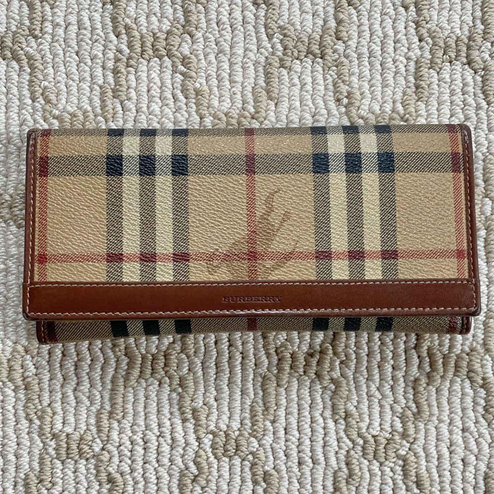 Burberry wallet
